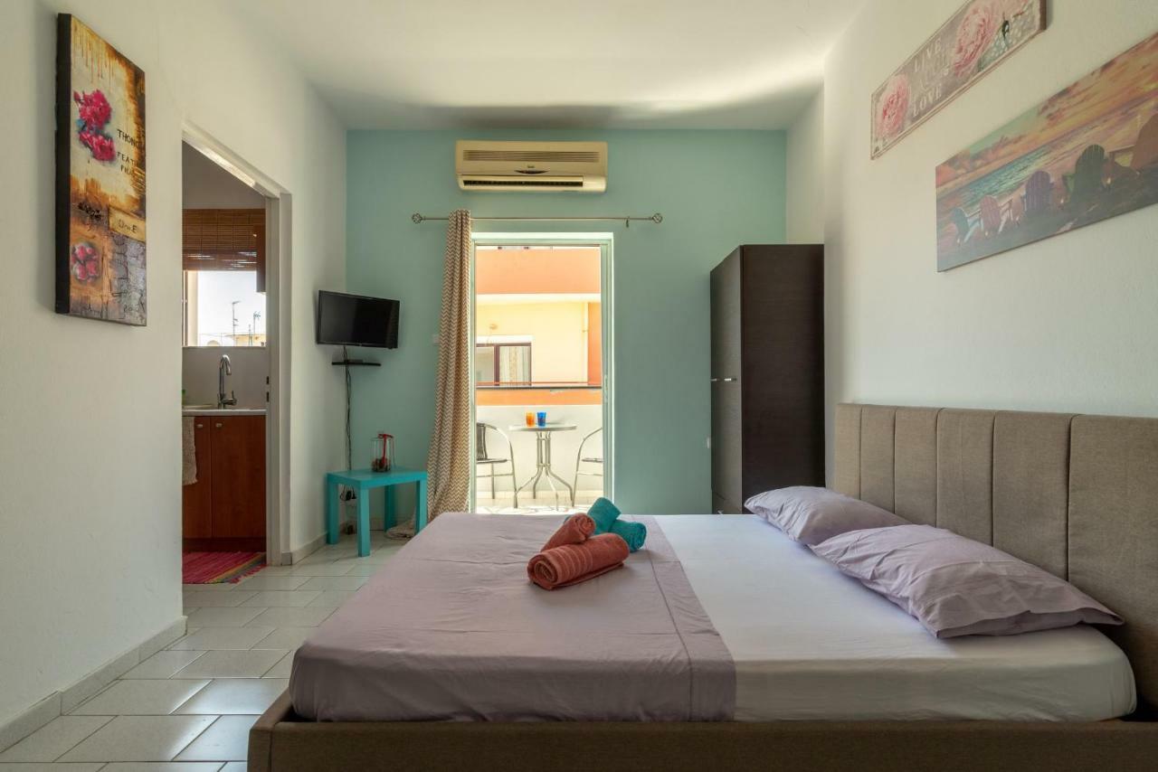 3Rd Floor Apartment Next To The Beachfront كاندية المظهر الخارجي الصورة